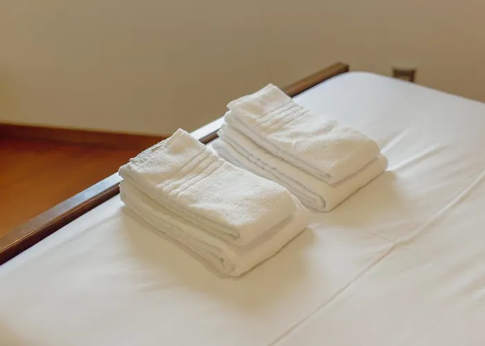 Guest Oliveira House Villa Porto