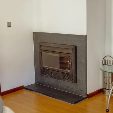 Guest Oliveira House *