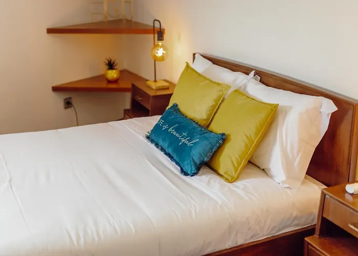 Guest Oliveira House Vila *